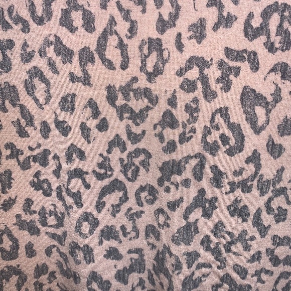 Women’s leopard print top - Picture 3 of 5